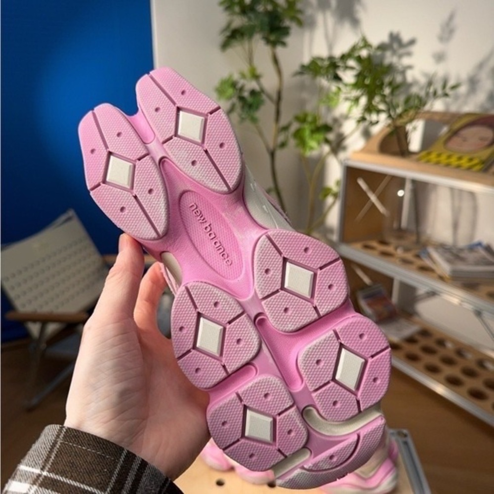 New Balance 9060 ASOS Exclusive Women's Blush Pink Sneakers - Picture 5 of 8